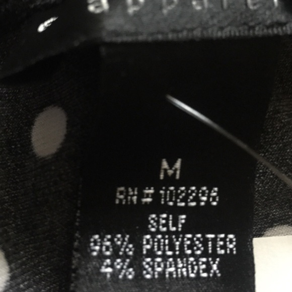 ❤️SOLD🔴So cute jumpsuit!❤️ - Picture 7 of 8